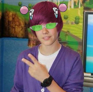 Meet your Posher, Jolie